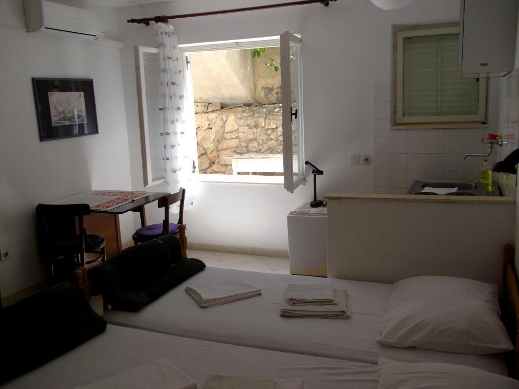 Soline Accommodation Lumbarda Cameră foto